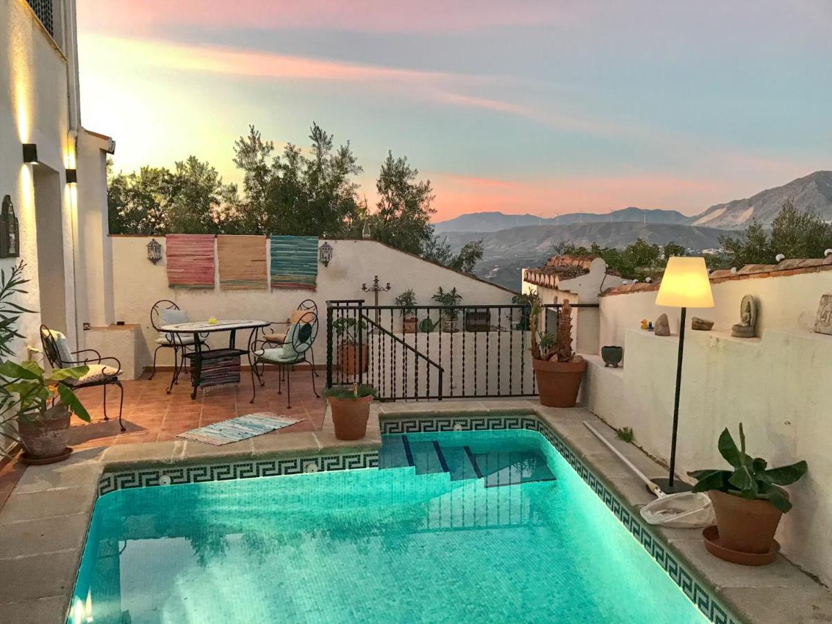 Casa Sol Y Aire - Vakantievilla In Dorp Met Prive Zwembad Pinos del Valle Екстер'єр фото